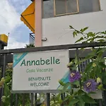 Annabelle Dom wakacyjny *
