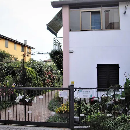 Annabelle بيت للعطل سوما لومباردو